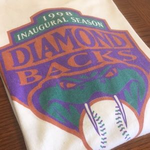 Vintage Arizona Diamondbacks Tee ⚾️